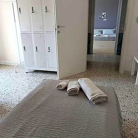 Hostel Glemerald