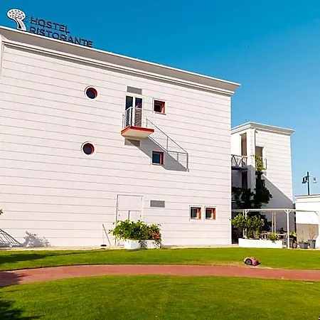 Hostel Glemerald